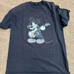 Black revenge size medium Mickey